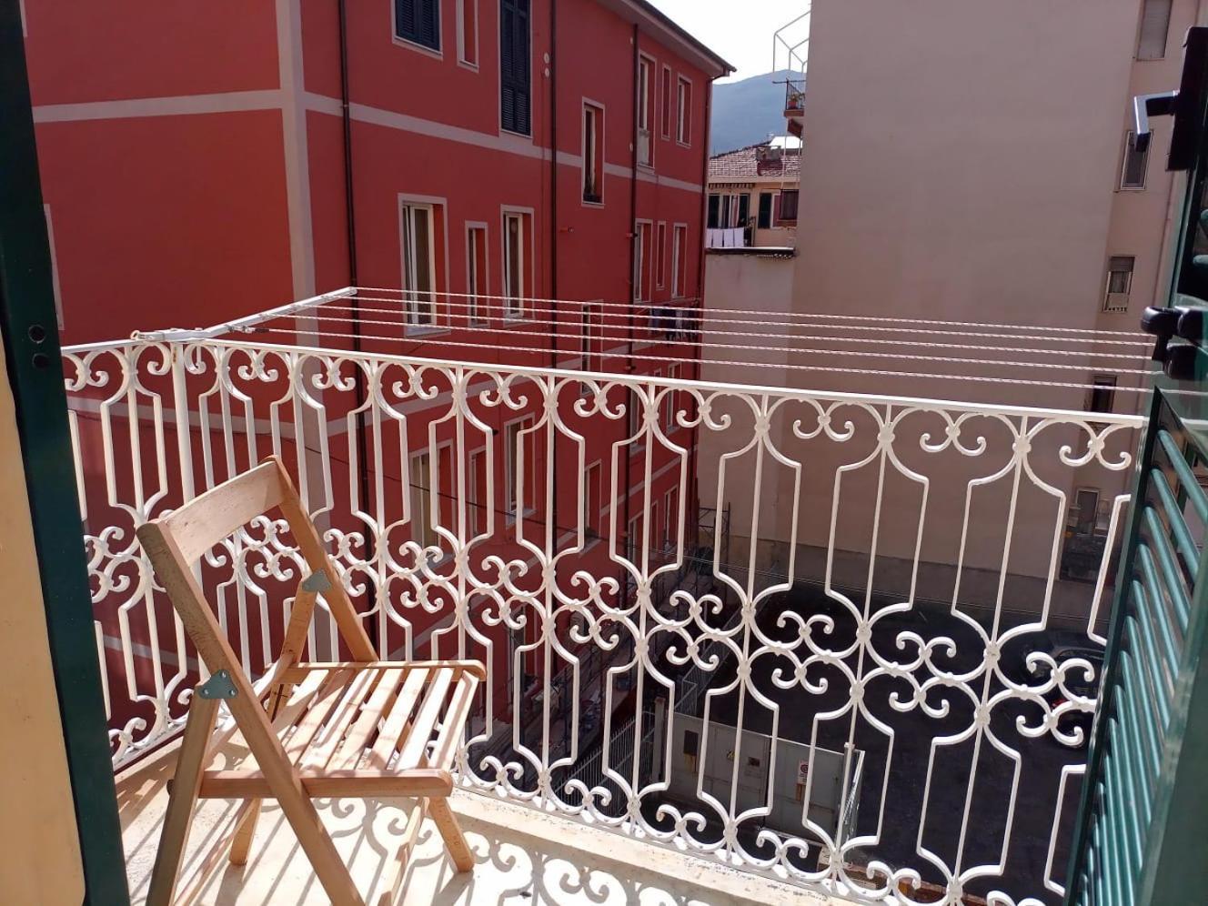 לה ספציה Cujo Apartment מראה חיצוני תמונה